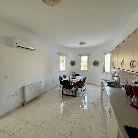 Treditto House - Ground Floor C1 *