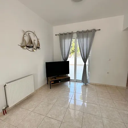 Treditto House - Ground Floor C1 *